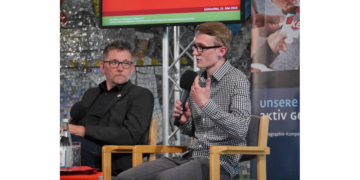 Jürgen Ziegler, Geschäftsführer Kreisjugendring Kulmbach und Kacper Mierzejewski, Bezirksschülersprecher der Realschulen in Oberfranken